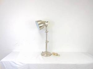 lot 133 image: Adjustable Brushed Chrome Desk Lamp - Working