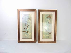 lot 158 image: Pair of pictures