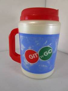 lot 256 image: Vintage GitnGo Huge Cup Cooler Cup with Lid