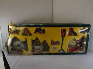 lot 265 image: Harvest Autumn Decor Set