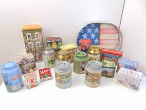 lot 323 image: Lot of Vintage Tin