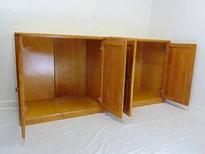 lot 78 image: Pair of Wood Cabinets