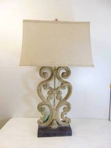 lot 435 image: Tall Table Lamp