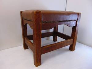 lot 441 image: Rustic Style Stool