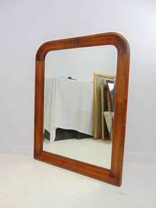 lot 184 image: Large wall mirror
