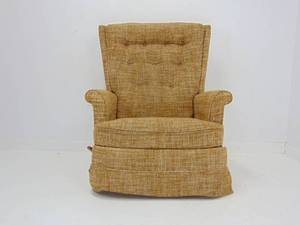 lot 89 image: Vintage Mid century twin Recliner
