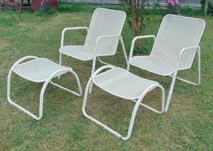 lot 516 image: Set of 2 Vintage Mid Century Lloyd Loom Flounders Patio Chairs - Wicker & Aluminum