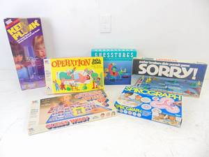 lot 410 image: Lot of Vintage Games