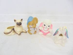 lot 338 image: Inarco Japan and Other Ceramic Figurines Small Planters