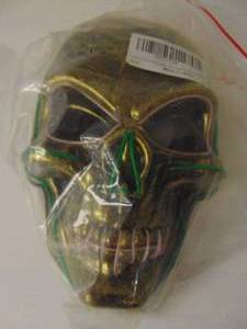 lot 522 image: Brand New LED Light Up Cosplay Skull Mask - White & Green Lights