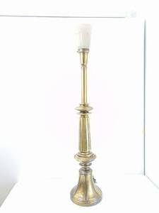 lot 534 image: Tall Vintage Brass Table Lamp