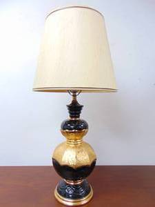 lot 391 image: Vintage Mid Century Gold & Black Ceramic Table Lamp