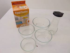 lot 384 image: Small Glass Bowls, Glass Soy Sauce Holder and Egg Cooker