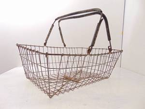 lot 413 image: Vintage Rustic Metal Basket - SHOWROOM