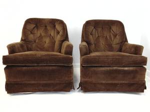 lot 48 image: Pair of Vintage Brown Swivel Rocker Chairs Grandpa Style - Viewable (Warehouse)