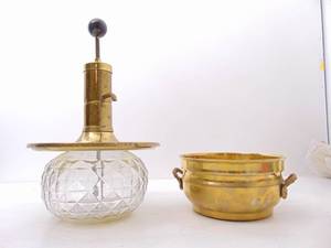 lot 423 image: Vintage Pump Soap Pump and Brass Bowl