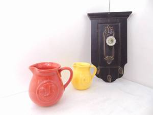 lot 434 image: Ceramic Pitchers and Rustic Style Key Hanger