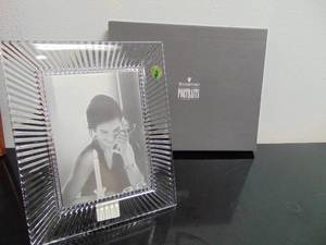 lot 446 image: WATERFORD Portraits Crystal Frame 5 X 7 New in Box - SHOWROOM