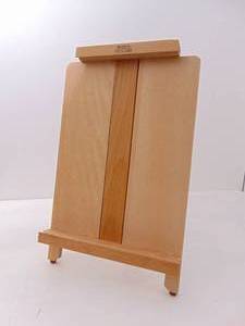 lot 448 image: Blick by Jullian Wood Easel - SHOWROOM