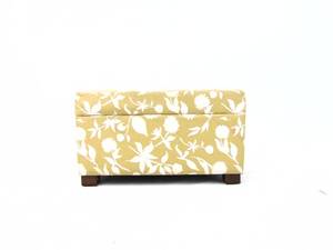 lot 101 image: Patterned Lift Up Storage Ottoman - Viewable (Warehouse)