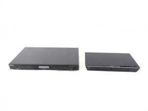 lot 175 image: Panasonic Blu-ray DMP-BD89 and Pscylone