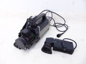 lot 177 image: Vintage Camcorder & Case
