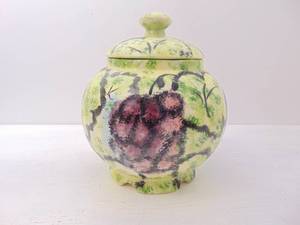 lot 251 image: Decorative Ceramic Pot with Lid - SHOWROOM