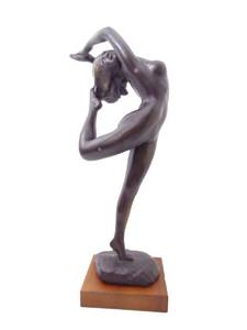 lot 41 image: Beautiful Vintage Sculpture Austin Productions 1969 - SHOWROOM