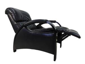 lot 26 image: LA-Z-BOY Bentwood Black Leather Recliner Chair - SHOWROOM