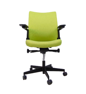 lot 38 image: Knoll Remix Lime Green Office Chair - SHOWROOM