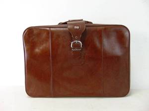 lot 121 image: Vintage American Tourister  Brown Luggage - Viewable