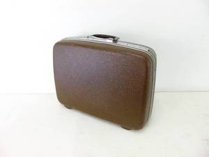 lot 126 image: Vintage Samsonite Small Brown Hard Case Suitcase - SHOWROOM