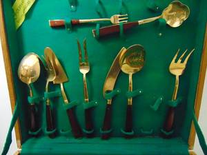 lot 3 image: James Quality Jewelers Thailand Vintage Mid Century Rosewood & Brass Flatware Set SHOWROOM