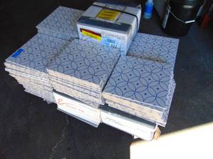 lot 128 image: Lot of 10 X 10 Emser Tiles New Blue & White - VIEWABLE in Warehouse