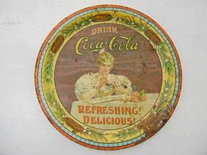 lot 327 image: Vintage Coca-Cola Tray - SHOWROOM