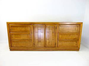 lot 11 image: DIXIE Vintage Dresser - SHOWROOM