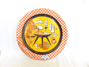 lot 468 image: Vintage Mid Century Tin Metal Serving Plate