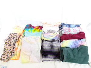 lot 478 image: Girls Clothes Lot