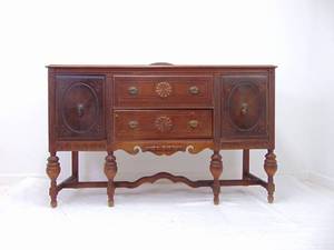 lot 61 image: Antique Vintage Jacobean Buffet Table