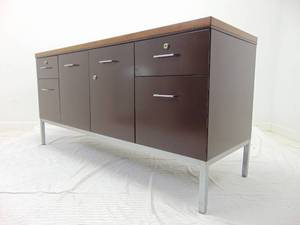 lot 9 image: STEELCASE Vintage Mid Century Steel Credenza TV Stand Industrial