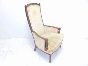 lot 302 image: Vintage Mid Century Tall back Chair