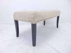 lot 305 image: 40 Modern Upholstered Bench