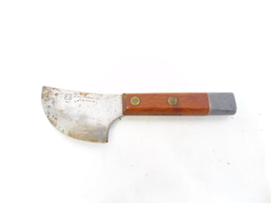 lot 150 image: Glass Monsters Inc. NY, NY Caming Knife
