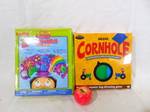 lot 433 image: Lot of Two Games-New