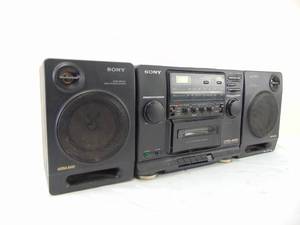 lot 284 image: Sony CFD-440 CD Radio Cassette Mega Bass Speakers Boombox