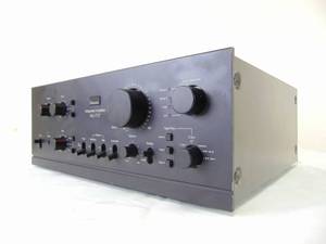 lot 15 image: SANSUI AU-717