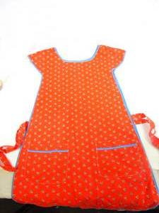 lot 388 image: Zig Zag Stitched Apron