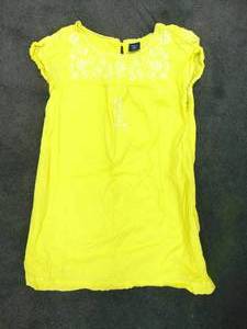 lot 344 image: GAP Girls S(67) Yellow Embroided Blouse