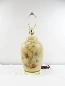 lot 196 image: Vintage Cream Colored Asian Style Ceramic Table Lamp with Floral Detail