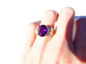 lot 79 image: WOW  14KT Yellow Gold Amethyst and Diamond Ring with Appraisal Certificate Sz 6 14